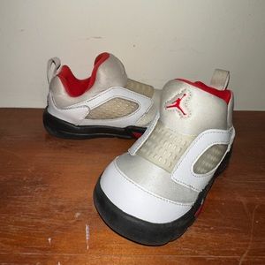 Toddler Nike sneakers 6C